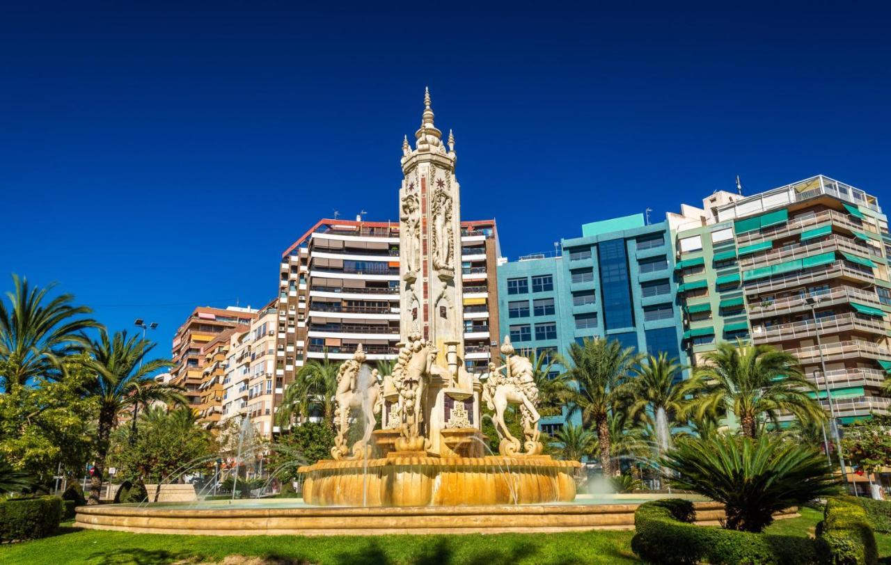 Апартаменты Alicante Colorful Penthouse Center 5C Экстерьер фото
